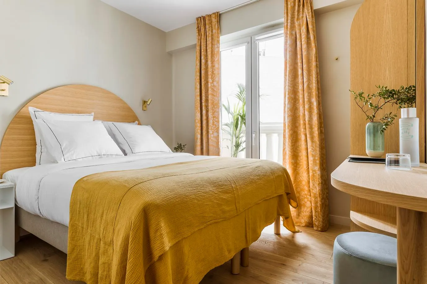 Ami - Orso Hotel Paris