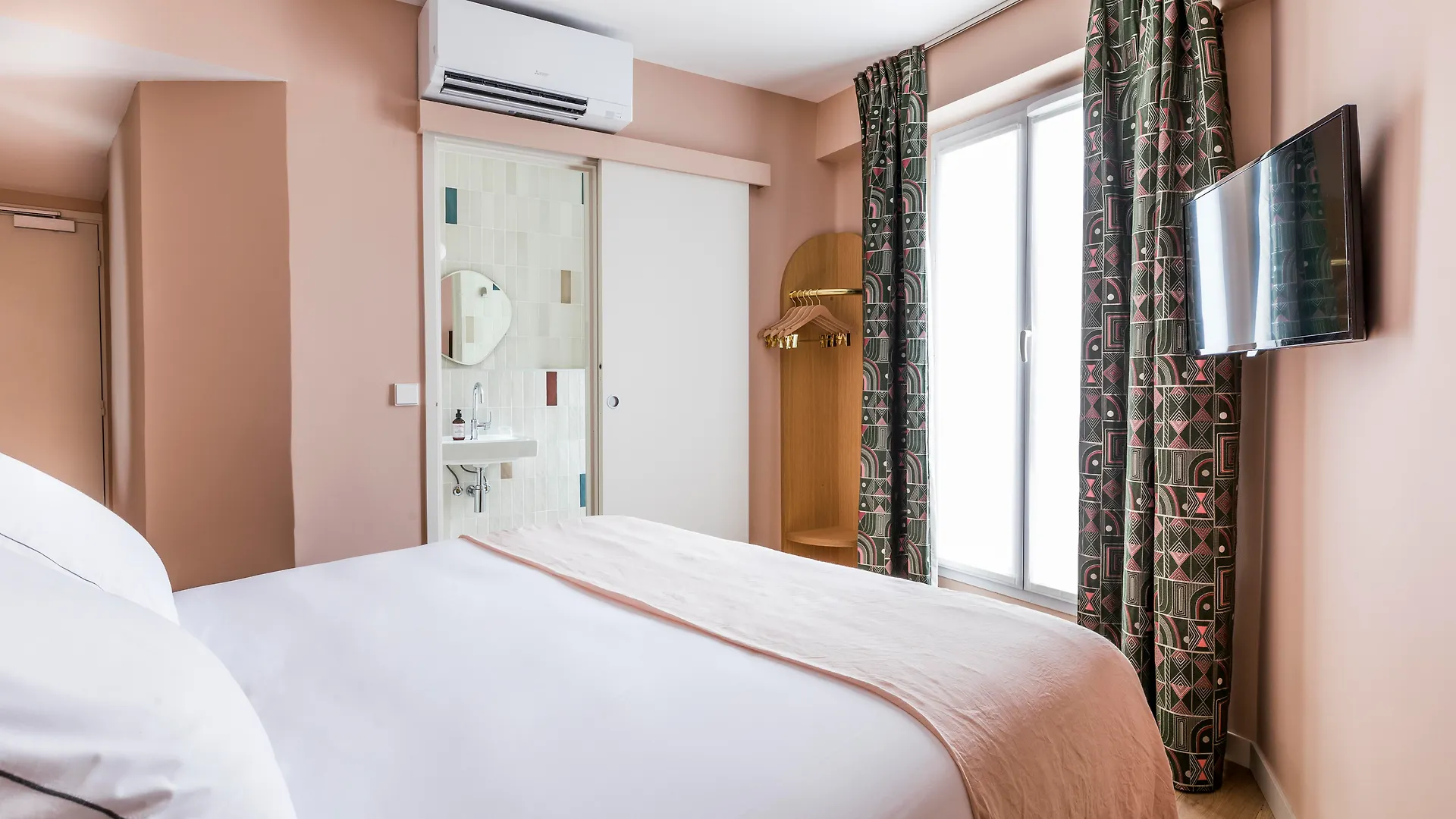 Ami - Orso 3* Paris